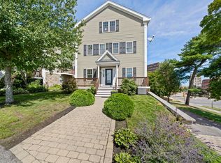 248 Presidents Ln #6, Quincy, MA 02169