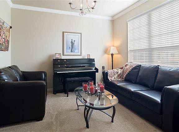 3rd image of 5913 Valley Haven Way