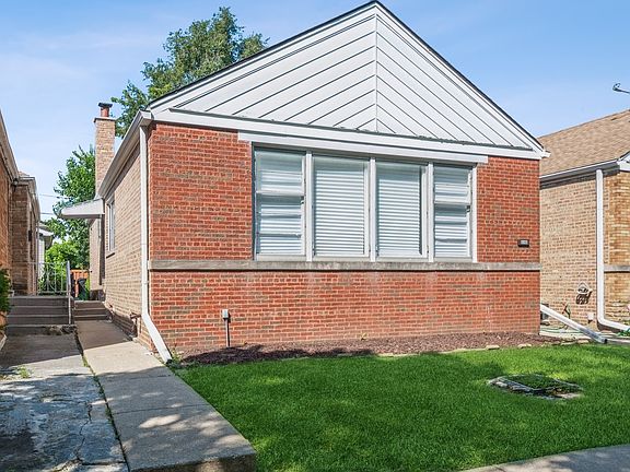 2nd image of 6140 N Kimball Ave