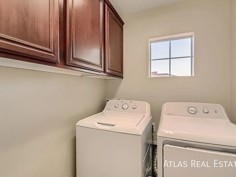 689 Saint Keyne St — Photo 26