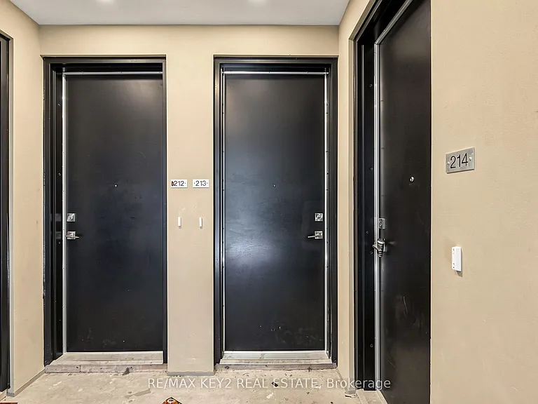 1670 Victoria Park Ave #213 — Photo 3