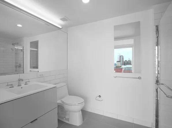 400 West 113th Street image 6 of 22