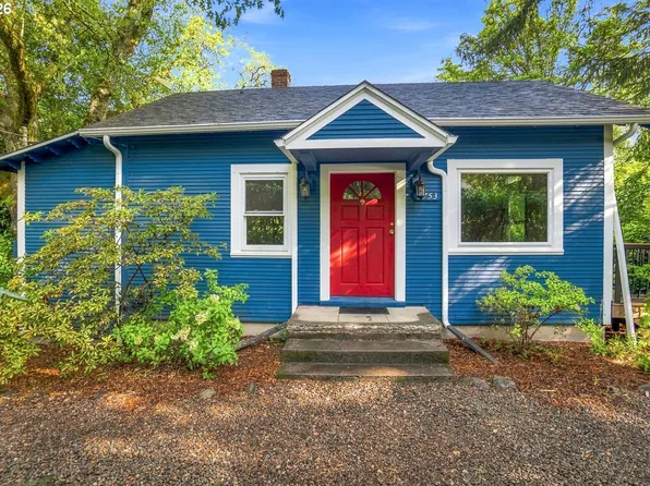5753 SW Vermont St, Portland, OR 97219