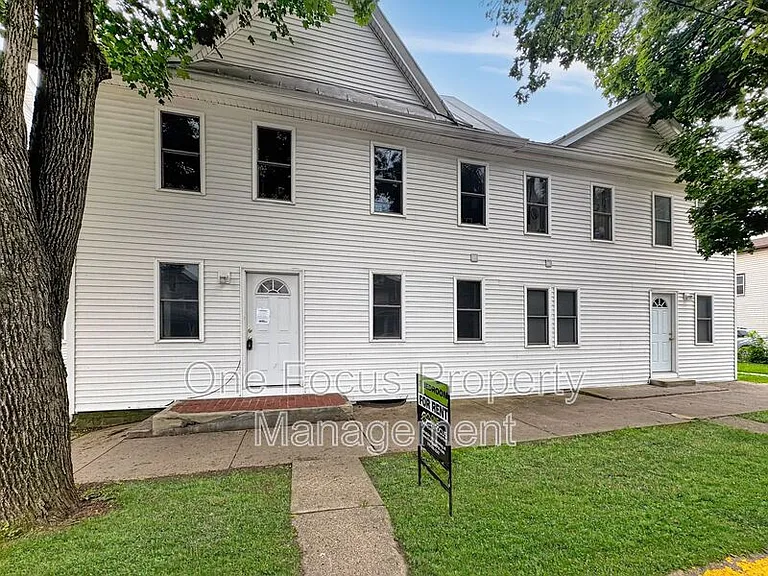 476 W Main St — Photo 9