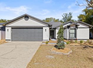 1741 Spinning Wheel Dr, Lutz, FL 33559