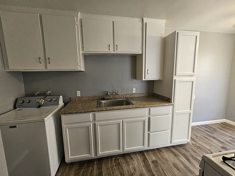 Kitchen and washer hook-up