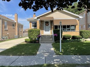 3048 W 100th Pl, Evergreen Park, IL 60805