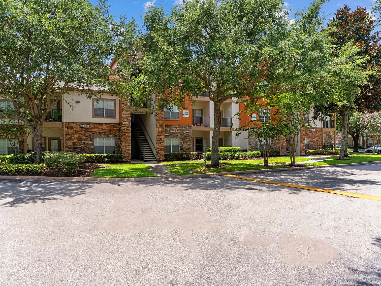 The Monaco at Waterford Lakes — Photo 4