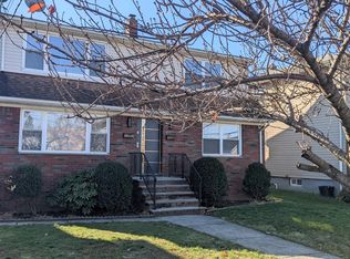 18 Strong St FLOOR 1, Wallington, NJ 07057