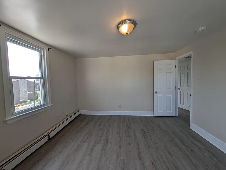 203 N South Carolina Ave — Photo 10