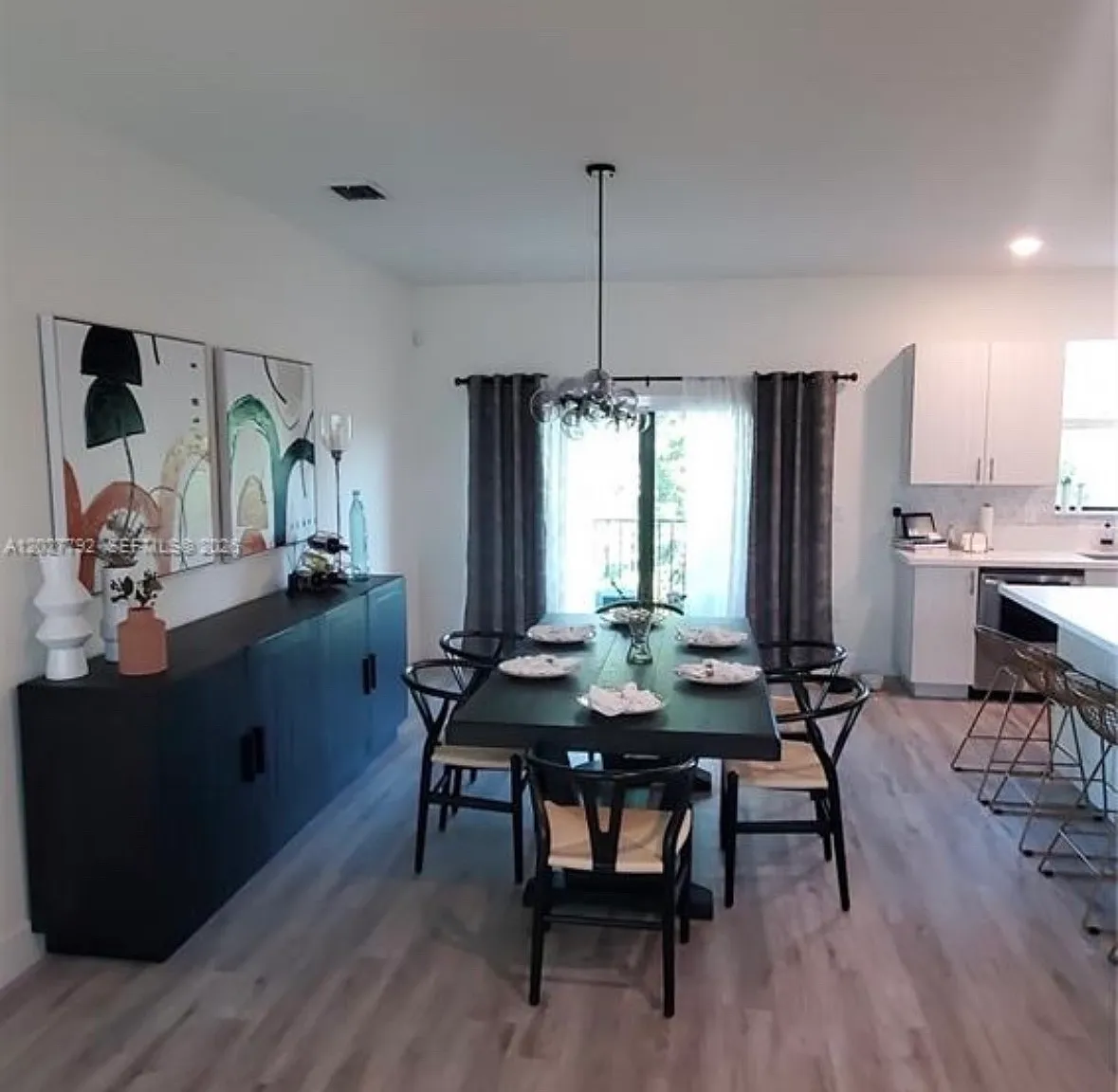 3 bed, 2.5 bath, 1534 sqft, $3,550 — Photo 4