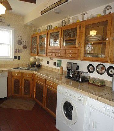 4th image of 10 Janes Ave