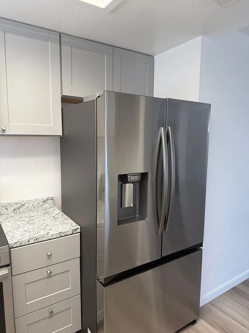 Beautifully remodeled home in a great area of town! — Photo 3