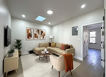 386 Bleecker Street, #2F