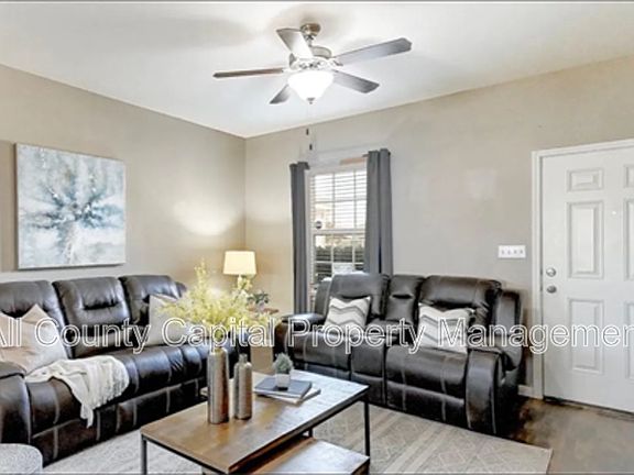 3rd image of 13904 Sherri Berry Way