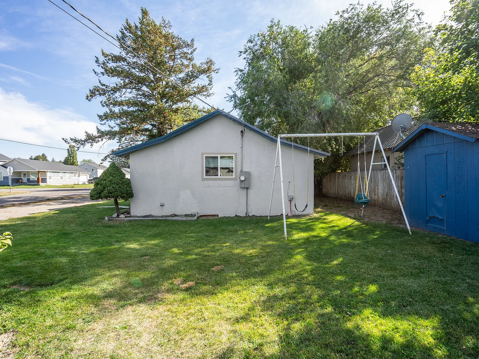 2 bed, 1100 sqft, $1,650 — Photo 4