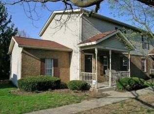 1156 Worthington Woods Blvd, Worthington, OH 43085
