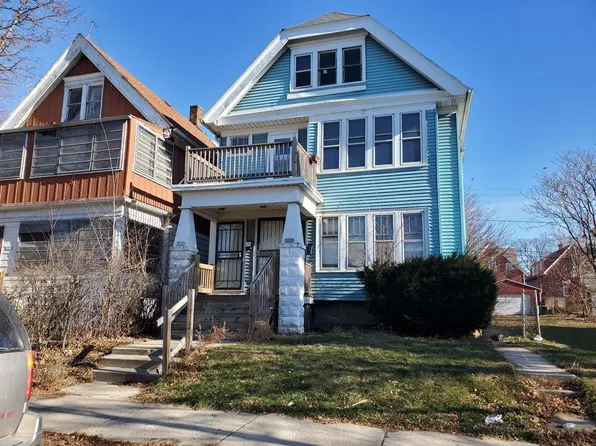 3228 N 30th St, Milwaukee, WI 53216