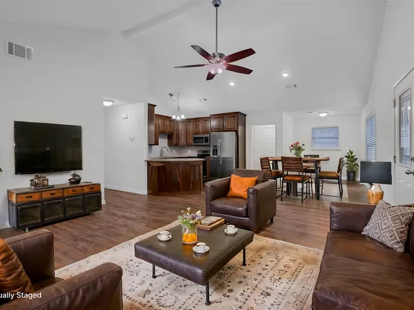 603 E South St, Whitesboro, TX 76273