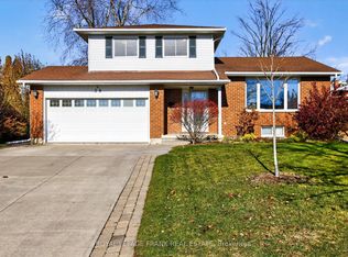 38 Clearview Ct, Peterborough, ON K9K2A3