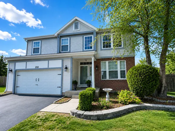 210 Balmoral Ct, Glendale Heights, IL 60139