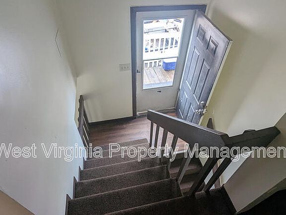 2nd image of 14 James Preston Ct