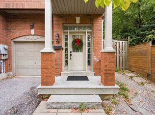 38 Bell Manor Dr, Toronto, ON M8Y0A4
