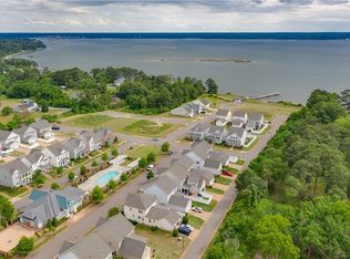 7143 Pattersons View Ln, Hayes, VA 23072