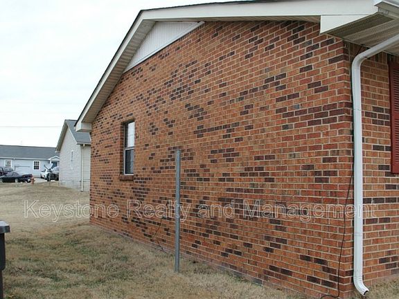 2nd image of 1375 Thompsonville Ln APT 44