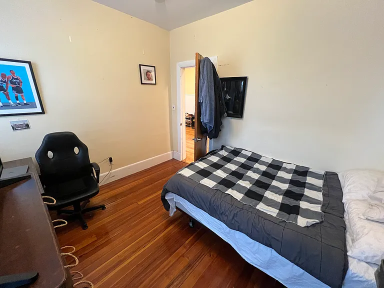 29 Cameron Ave #2L — Photo 10