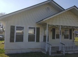 236 S Colcord Ave, Colcord, OK 74338