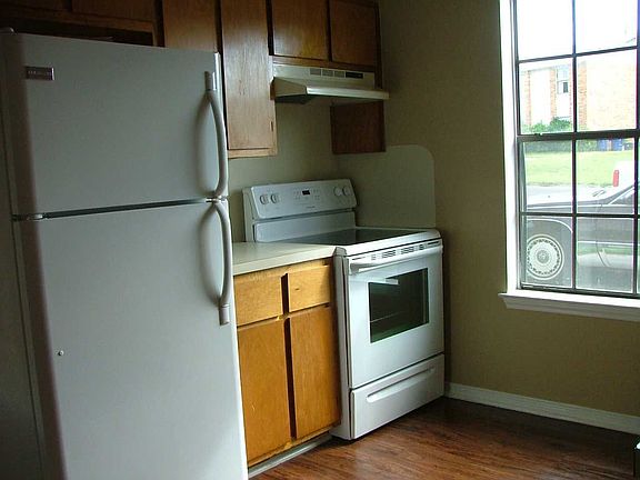 4th image of 208 Erby Ave #Ad