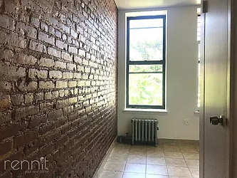 Rented by Rennit Inc.