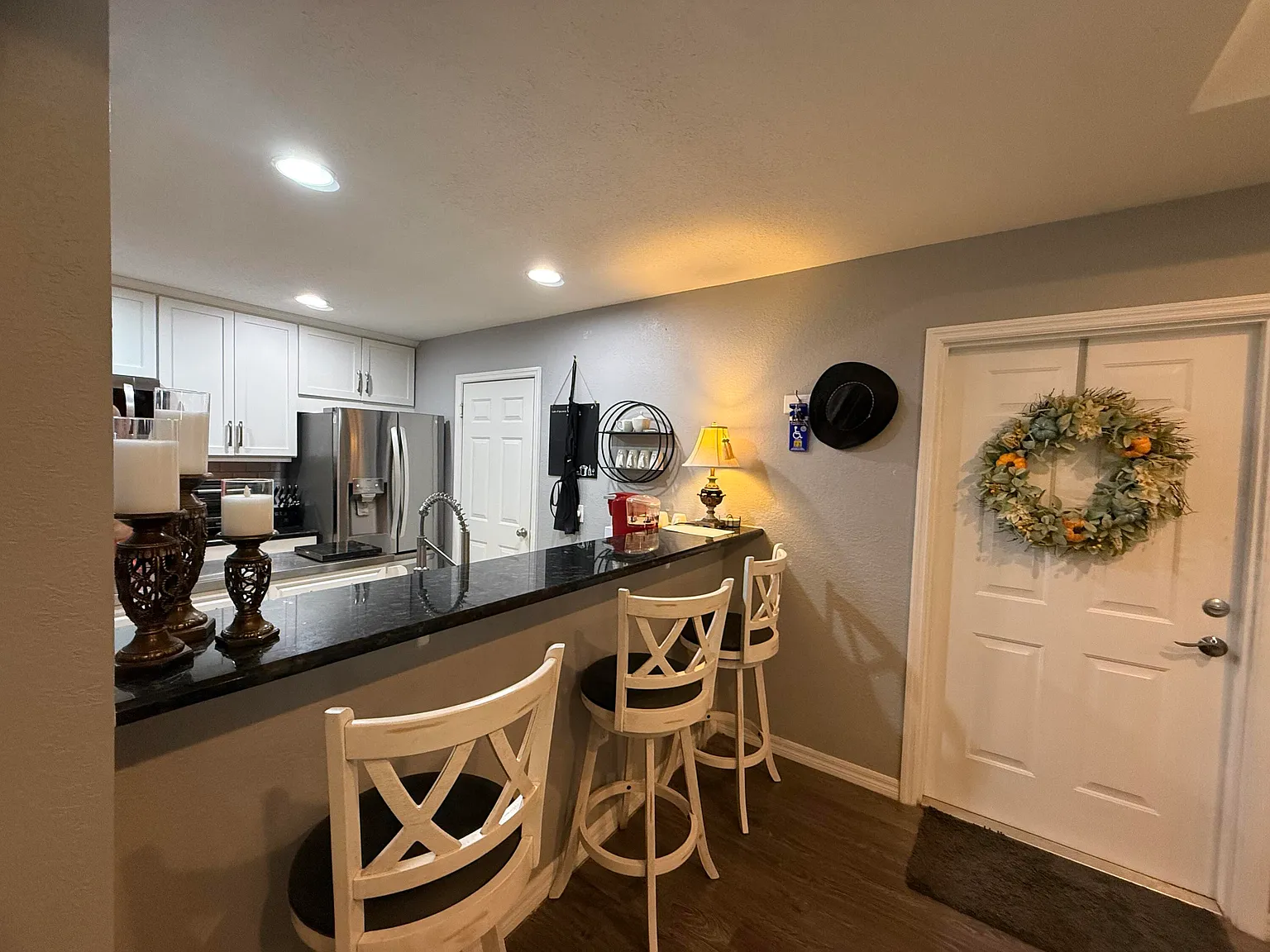 2 bed, 2.0 bath, 1230 sqft, $2,200 — Photo 4