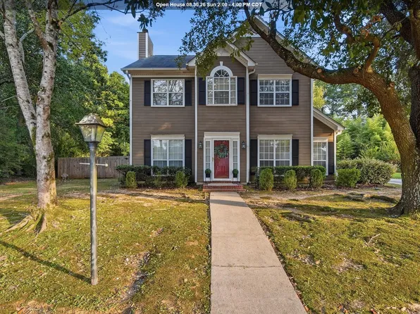 209 Chadwick Ln, Helena, AL 35080