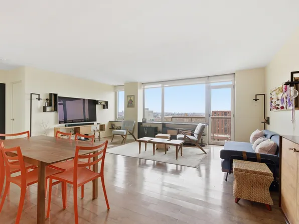 200 East 89th Street image 1 of 19