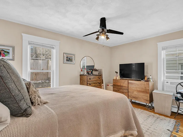 21 Whitman St — Photo 3