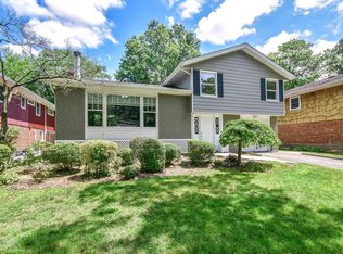 12 Glen Ln, Pt Washington, NY 11050