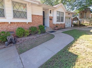 3 Elmhurst Dr, Little Rock, AR 72209