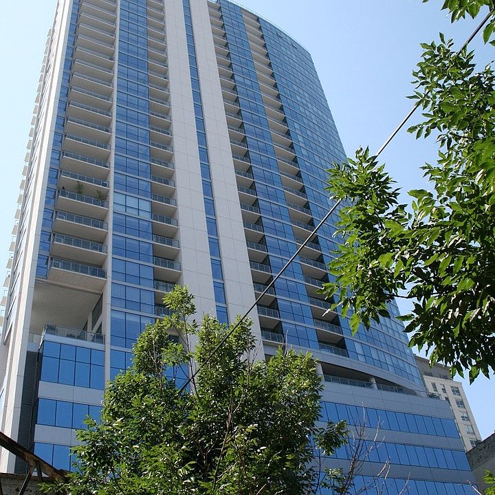 1st image of 303 W Ohio St #1404