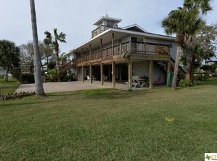118 E Main St, Port Lavaca, TX 77979