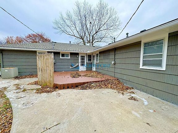 4th image of 5938 E 136th St