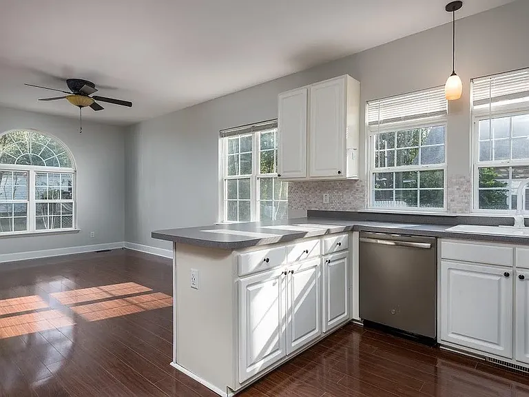 9679 Jamison Rd — Photo 24