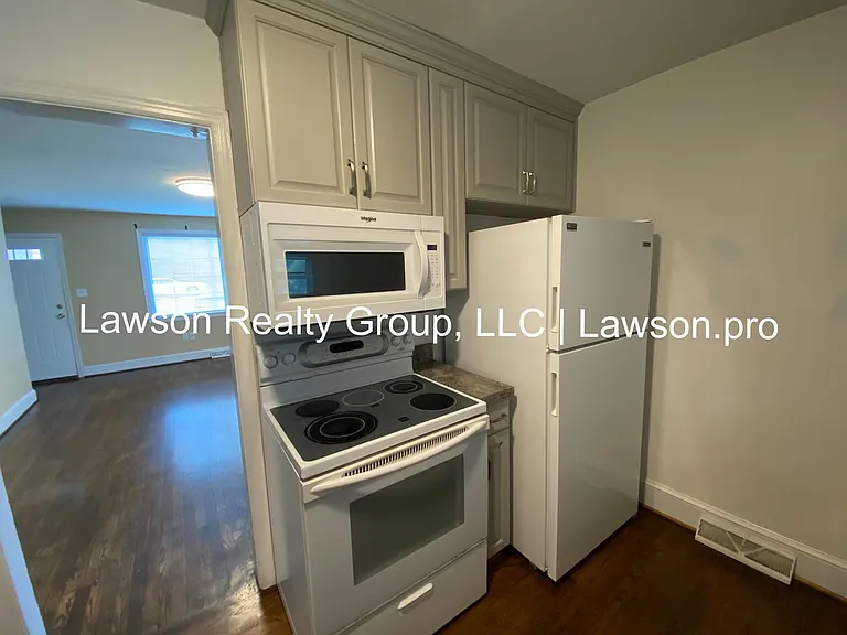 2106 Fallon Ave SE — Photo 10