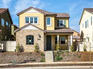 21554 Trail Ridge Dr, Escondido, CA 92029