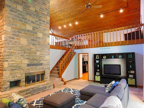 5th image of 7573 Windy Knoll Dr