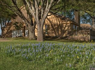 210 Pecan Grove Rd, Sealy, TX 77474