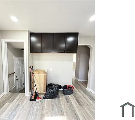 7324 Pierson St — Photo 8