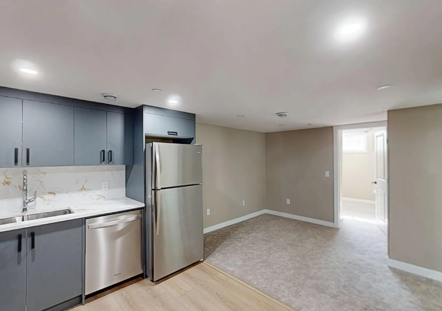 195 Livingston Ave Ne Bsmt Suite — Photo 2