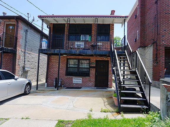 2nd image of 1756 Arnow Ave